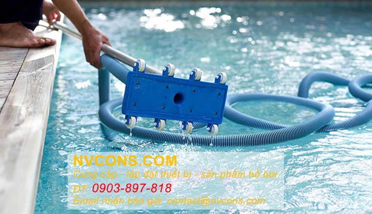 Cách sử dụng bàn hút đáy hồ bơi Cách sử dụng bàn hút đáy hồ bơi, bàn hút cặn bể bơi, ban hut chan khong