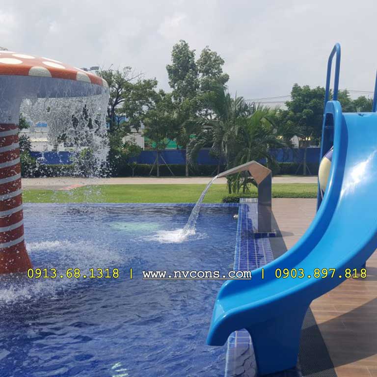Cầu trượt bể bơi trường học Cầu trượt bể bơi trường học