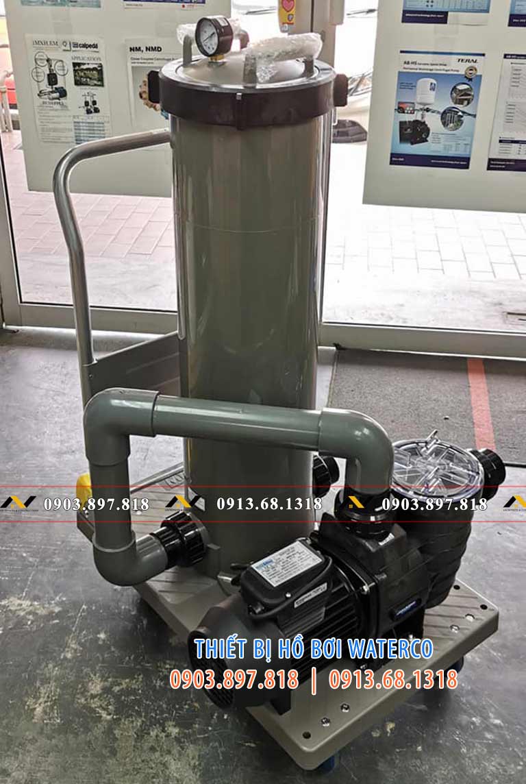 Giá máy hút đáy hồ bơi Waterco từ 12 - 18 triệu Giá máy hút đáy hồ bơi Waterco từ 12 - 18 triệu