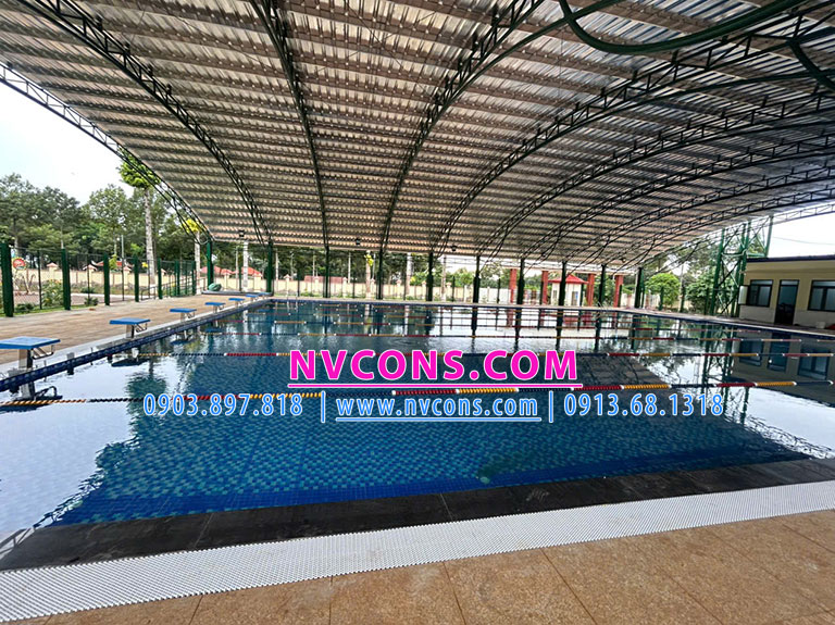 Hệ thống lọc thi đấu hoàn thiện có mái che bể bơi Hệ thống lọc thi đấu hoàn thiện có mái che bể bơi