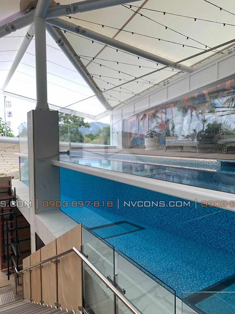 Sử dụng vách kính cường lực và acrylic thi công bể bơi Sử dụng vách kính cường lực và acrylic thi công bể bơi