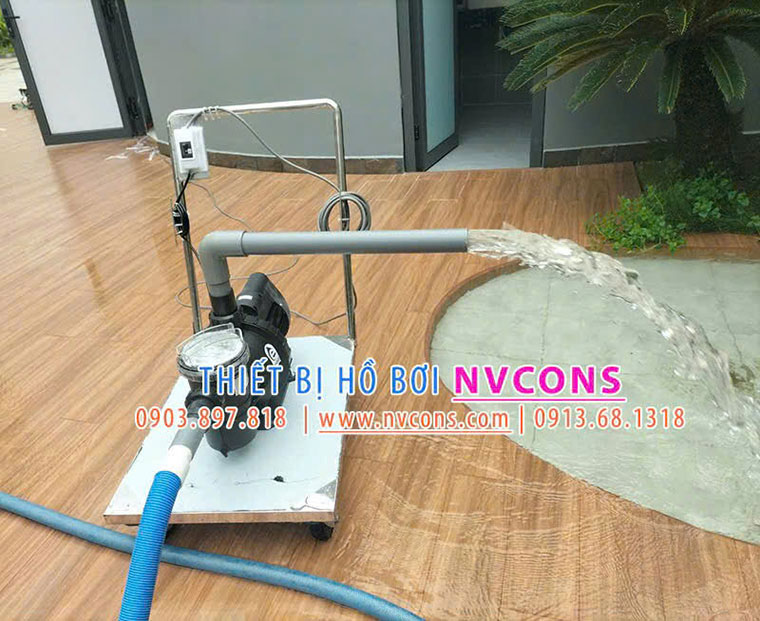 Máy hút cặn đáy bể bơi di động với xe đẩy inox gọn nhẹ Máy hút cặn đáy bể bơi di động với xe đẩy inox gọn nhẹ