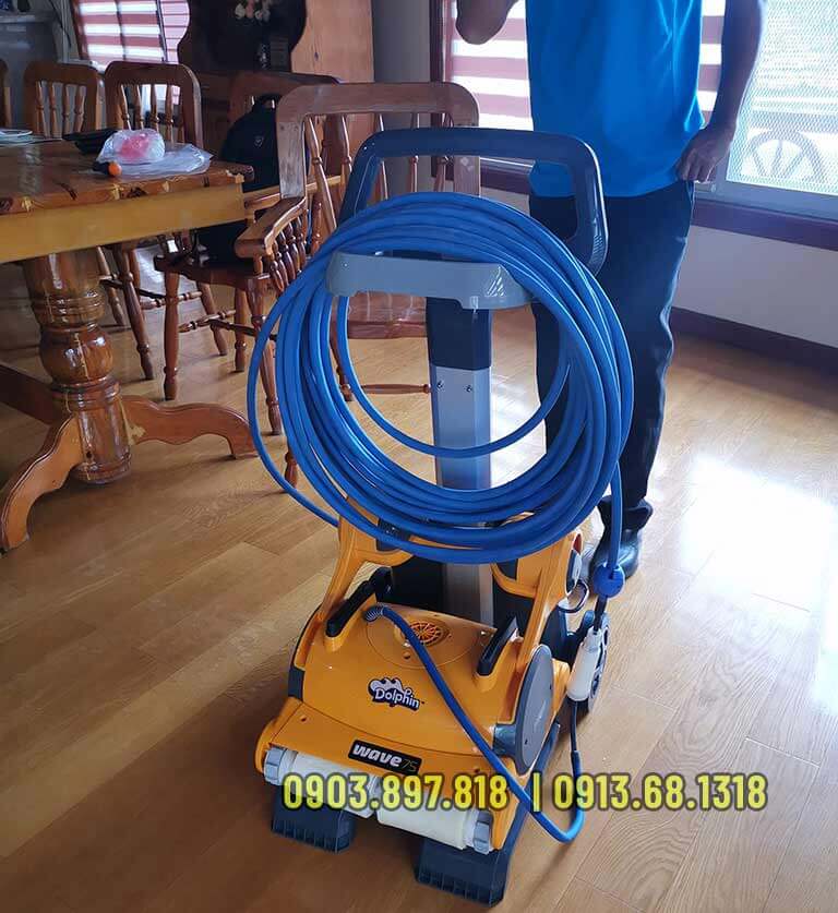 Robot hồ bơi Dolphin Wave 75 WB Robot hồ bơi Dolphin Wave 75 WB