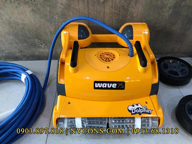 Robot hút cặn bể bơi Dolphin Wave 75 giá tốt Robot hút cặn bể bơi Dolphin Wave 75 giá tốt
