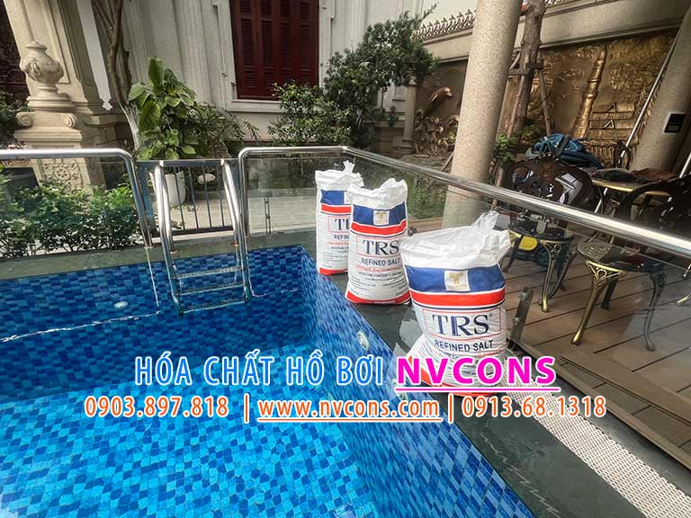 Sử dụng muối Thái Lan xử lý hồ bơi với định mức phù hợp mang lại hiệu quả cao Sử dụng muối Thái Lan xử lý hồ bơi với định mức phù hợp mang lại hiệu quả cao